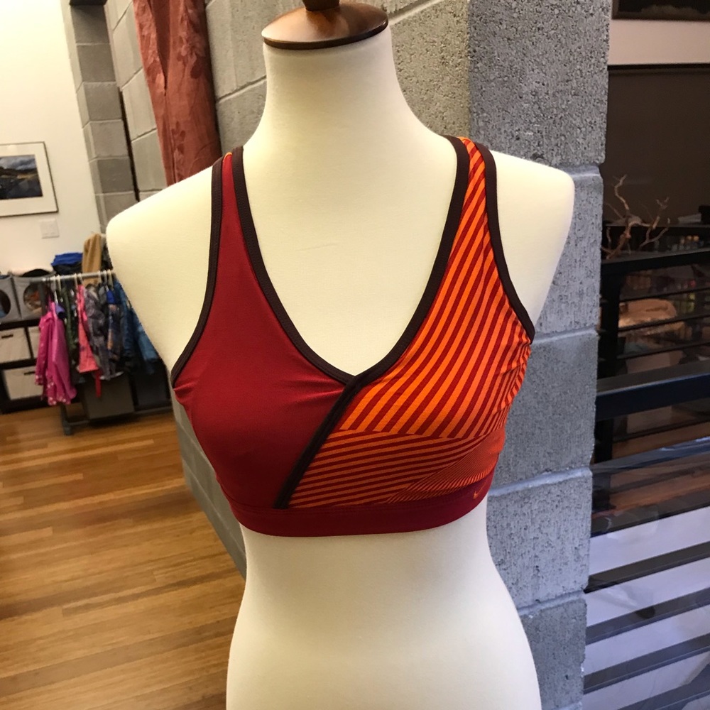 Nike Fit dry sports bra
